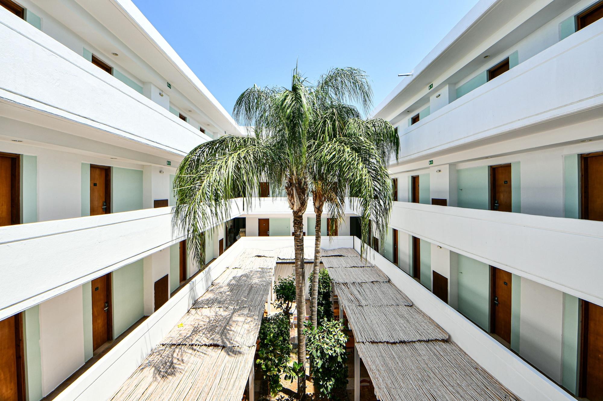 Forum Beach Lalyssos 외부 사진