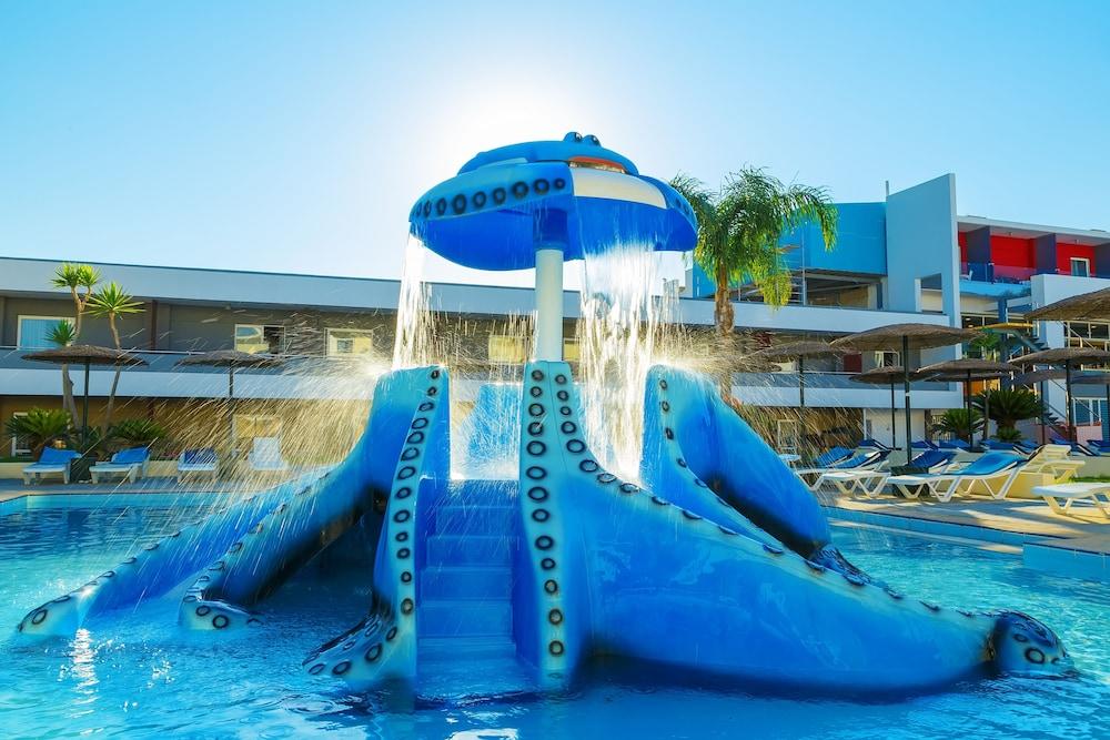 Forum Beach Lalyssos 외부 사진